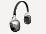 Protectores auriculares, com redução activa do ruído, com atenuação acústica de 30 dB.